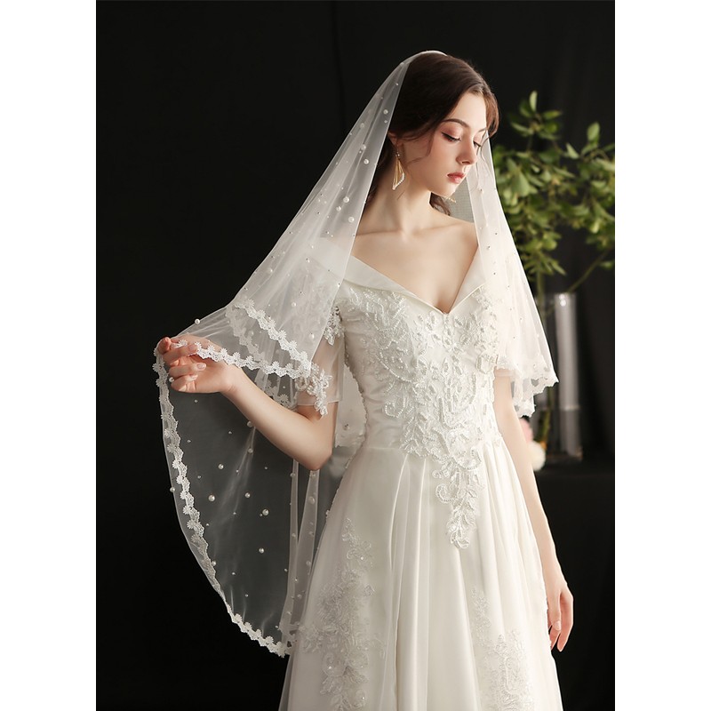 Two-tier Lace Applique Edge Fingertip Bridal Veils With Beading