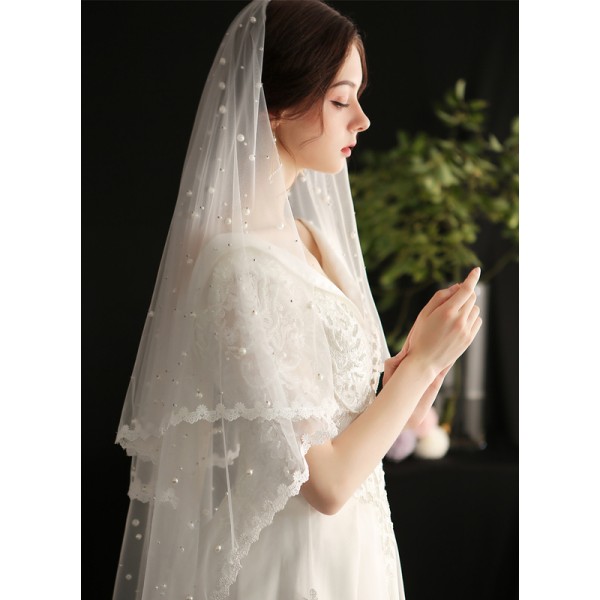 Two-tier Lace Applique Edge Fingertip Bridal Veils With Beading