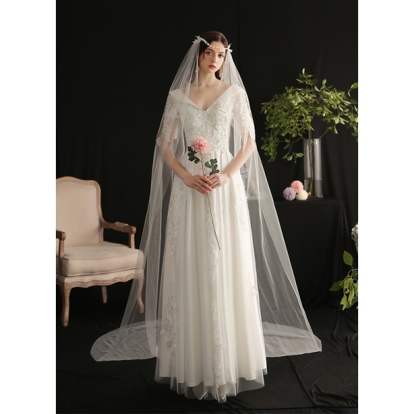 One-tier Cut Edge Cathedral Bridal Veils With Lace