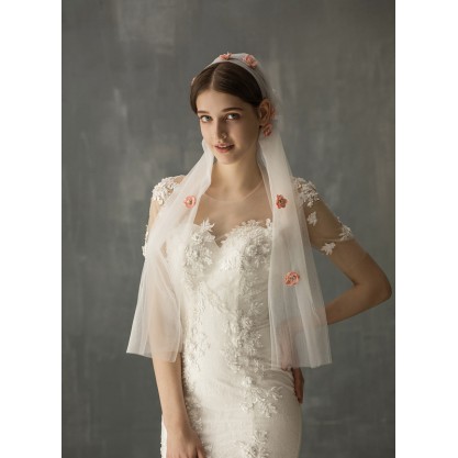 One-tier Cut Edge Elbow Bridal Veils With Lace