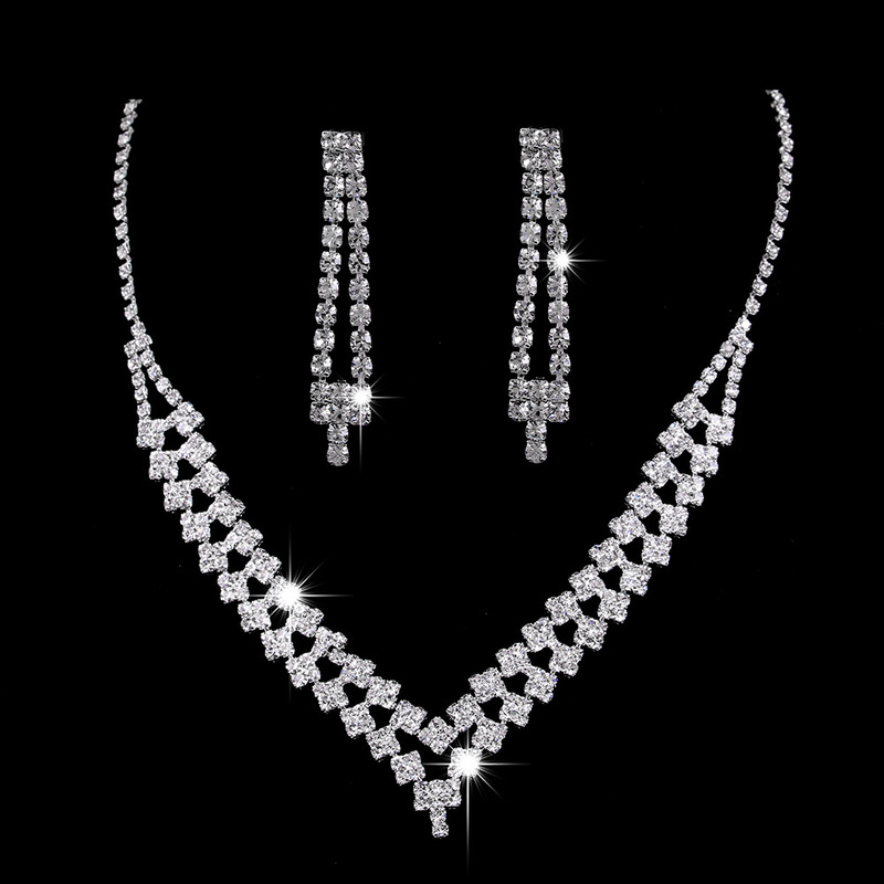 Ladies' Beautiful/Attractive Alloy With Round Rhinestone Jewelry Sets