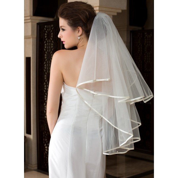 One-tier Satin Edge Waltz Bridal Veils With Ribbon/Faux Pearl