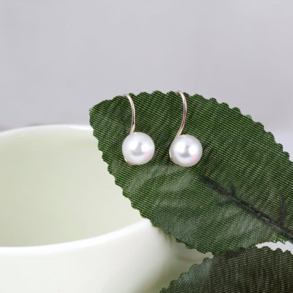 Ladies' Charming Alloy/Pearl&Imitation pearl With Round Pearl Earrings