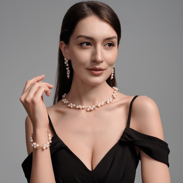 Ladies' Elegant Alloy With Irregular Rhinestone Jewelry Sets