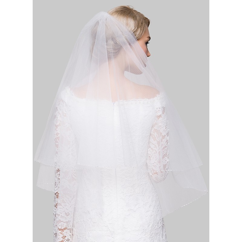 Two-tier Beaded Edge Fingertip Bridal Veils With Beading