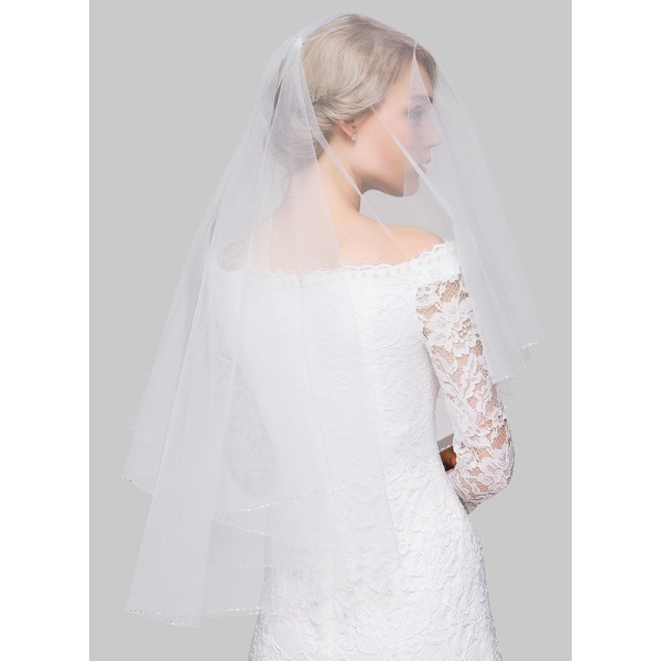 Two-tier Beaded Edge Fingertip Bridal Veils With Beading